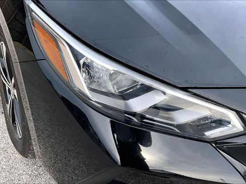 Certified 2021 Nissan Sentra SV image 27