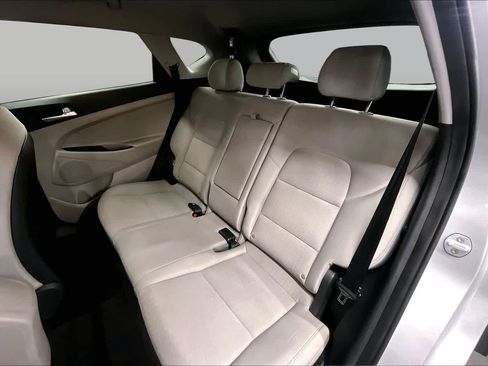 Used 2019 Hyundai Tucson SE FWD image 19
