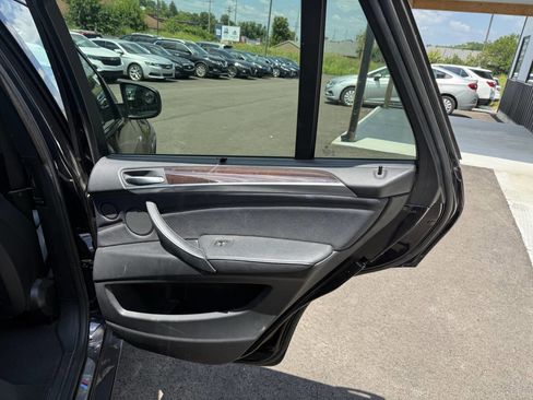 Used 2011 BMW X5 xDrive50i w/ M Sport Pkg image 15