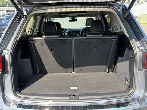 Used 2023 Volkswagen Atlas SEL AWD/4WD image 28