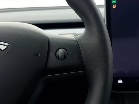 Used 2023 Tesla Model 3 Standard Range RWD image 37