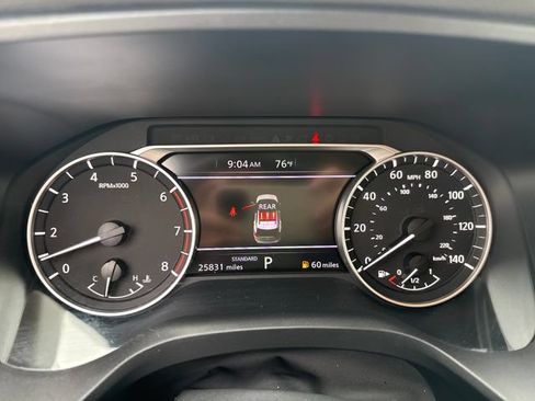 Used 2025 Nissan Rogue SV FWD image 15