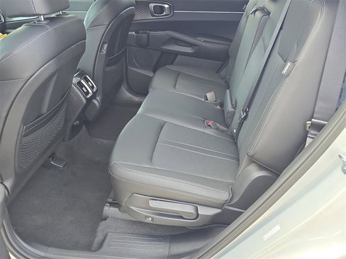New 2026 Kia Sorento S image 16