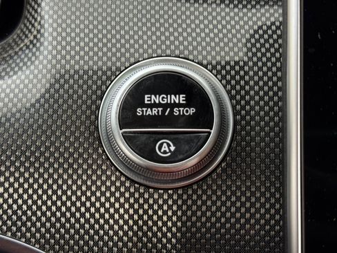 Used 2022 Mercedes-Benz C 300 C 300 image 24