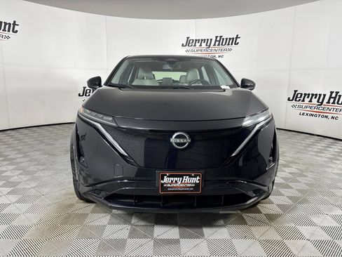 Used 2023 Nissan Ariya FWD image 2