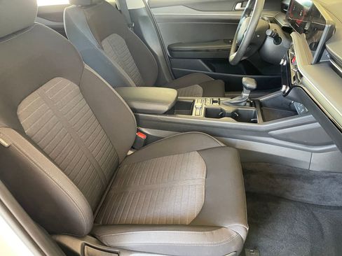 Used 2025 Kia K5 LXS image 35