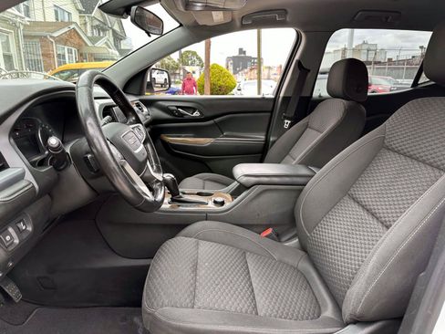 Used 2018 GMC Acadia SLE AWD/4WD image 10