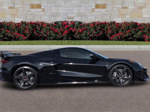 New 2026 Chevrolet Corvette Z06 image 2