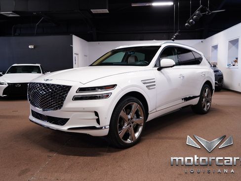 Used 2024 Genesis GV80 2.5T w/ Prestige Package AWD/4WD image 3