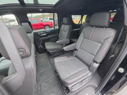 Used 2023 Chevrolet Suburban RST w/ Luxury Package image 26