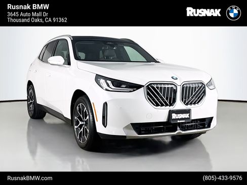 Used 2025 BMW X3 xDrive30i w/ Premium Package image 1