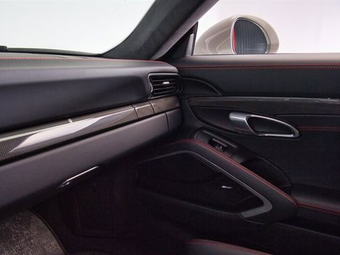 Used 2018 Porsche 911 GT3 image 26