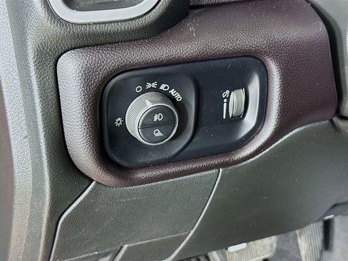 Used 2022 RAM 3500 Big Horn w/ Level A Equipment Group image 11