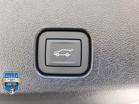 New 2026 GMC Acadia Elevation w/ Super Cruise Package FWD image 6