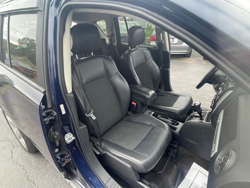 Used 2016 Jeep Compass Latitude AWD/4WD image 28