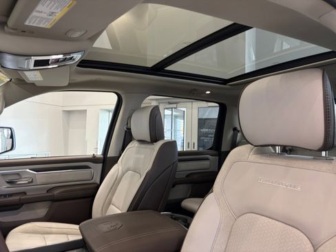 New 2026 RAM 1500 Laramie AWD/4WD image 28