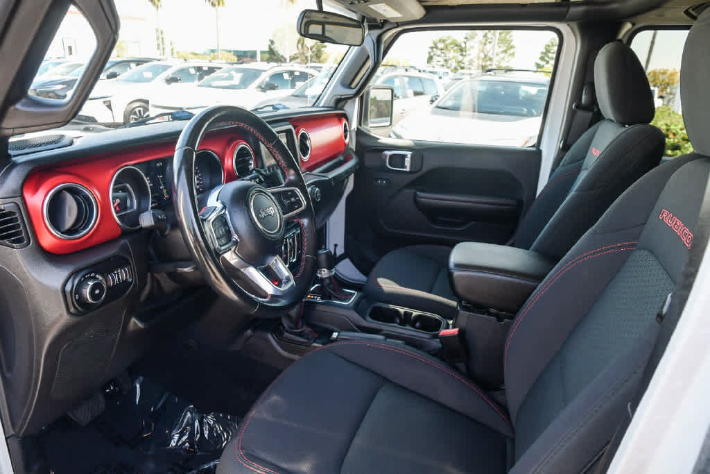 Used 2021 Jeep Wrangler Unlimited Rubicon w/ Safety Group AWD/4WD image 17