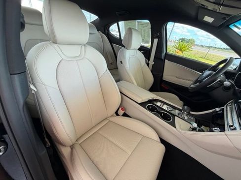 Used 2026 Genesis G70 2.5T RWD image 36