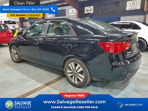 Used 2013 Kia Forte EX w/ Premium Pkg image 3