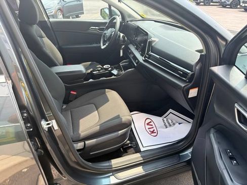Certified 2023 Kia Sportage LX AWD/4WD image 11