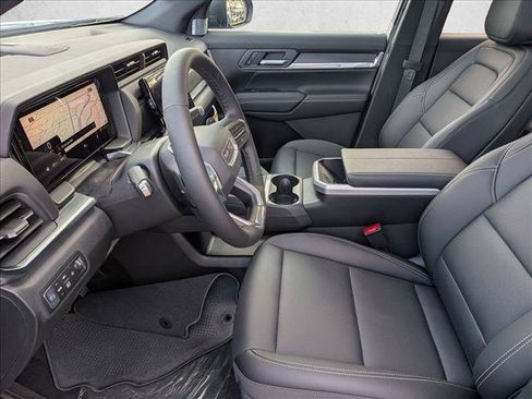 New 2026 GMC Terrain Elevation w/ Elevation Premium Package AWD/4WD image 4