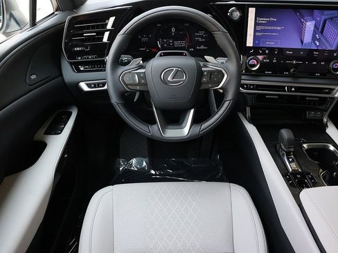 New 2026 Lexus RX 350 Premium Plus AWD/4WD image 16