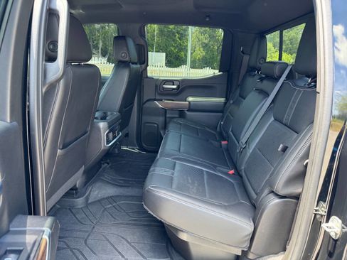 Used 2020 Chevrolet Silverado 1500 High Country w/ Safety Package II RWD image 12