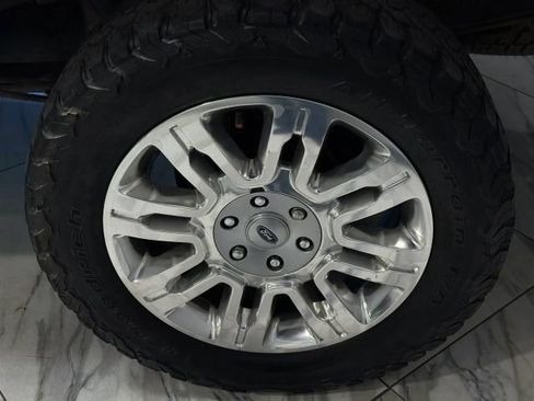 Used 2014 Ford F150 Platinum AWD/4WD image 31