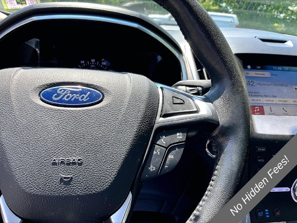 Used 2019 Ford Edge Titanium w/ Equipment Group 301A FWD image 17