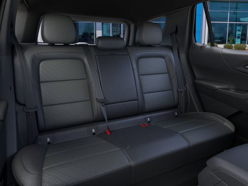 New 2026 Chevrolet Equinox LT w/ Convenience Package II image 18