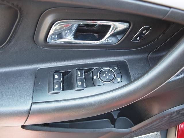 Used 2015 Ford Taurus SEL w/ Equipment Group 201A FWD image 8