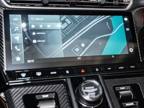 New 2026 Aston Martin V8 Vantage Roadster image 10