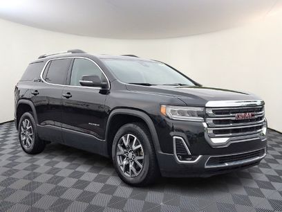 Used 2023 GMC Acadia SLT w/ Preferred Package