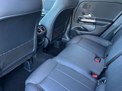 Certified 2025 Mercedes-Benz GLA 250 image 12