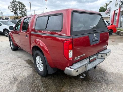 Used 2018 Nissan Frontier SV w/ Value Truck Package AWD/4WD image 8