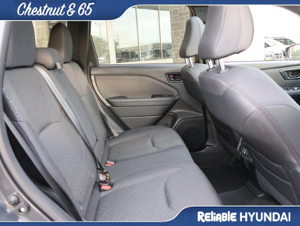 Used 2025 Subaru Forester Premium AWD/4WD image 12