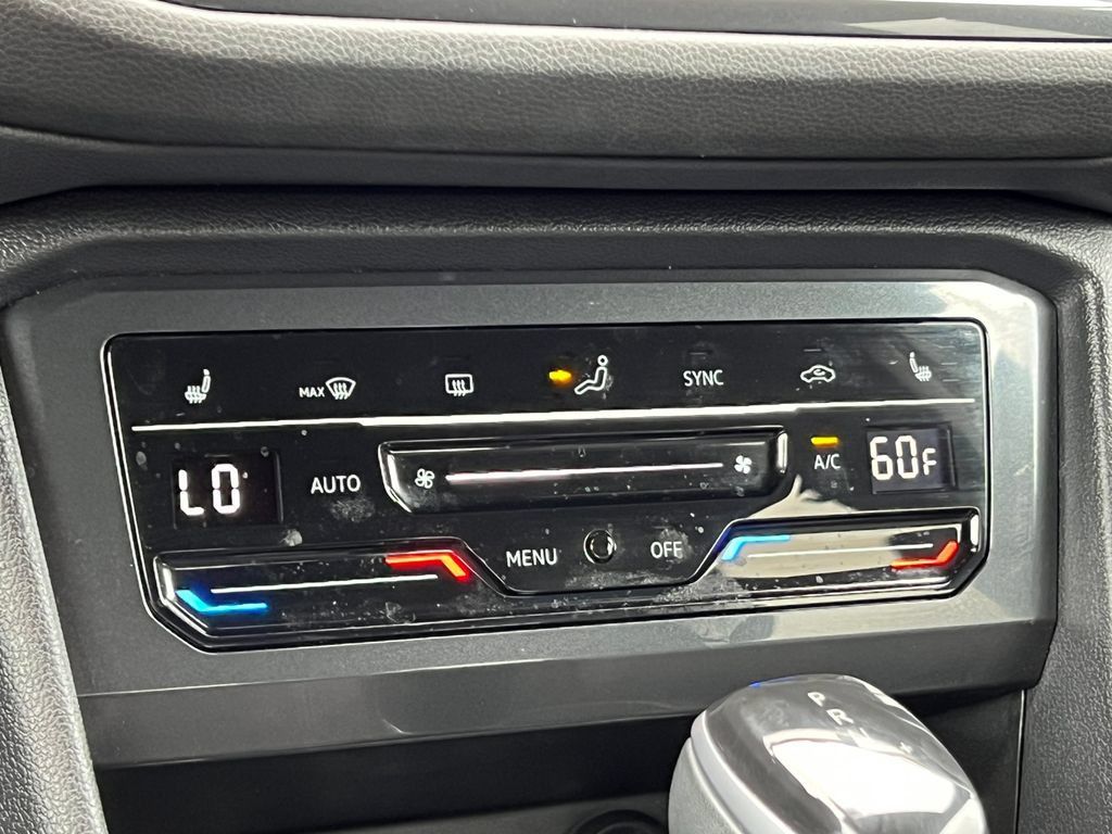 Used 2023 Volkswagen Tiguan SE R-Line AWD/4WD image 27