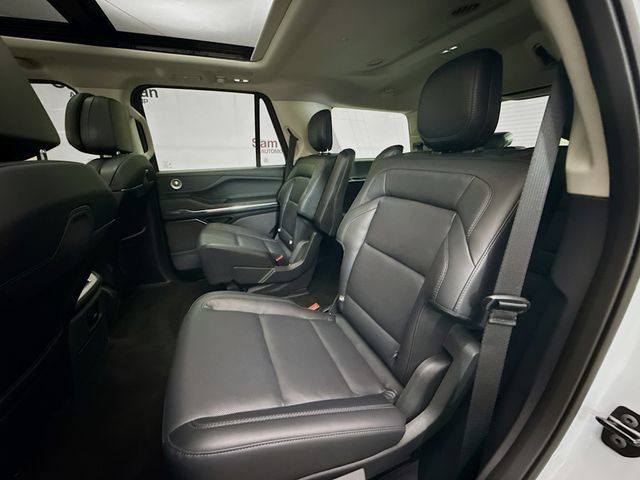Used 2025 Lincoln Navigator Reserve AWD/4WD image 26