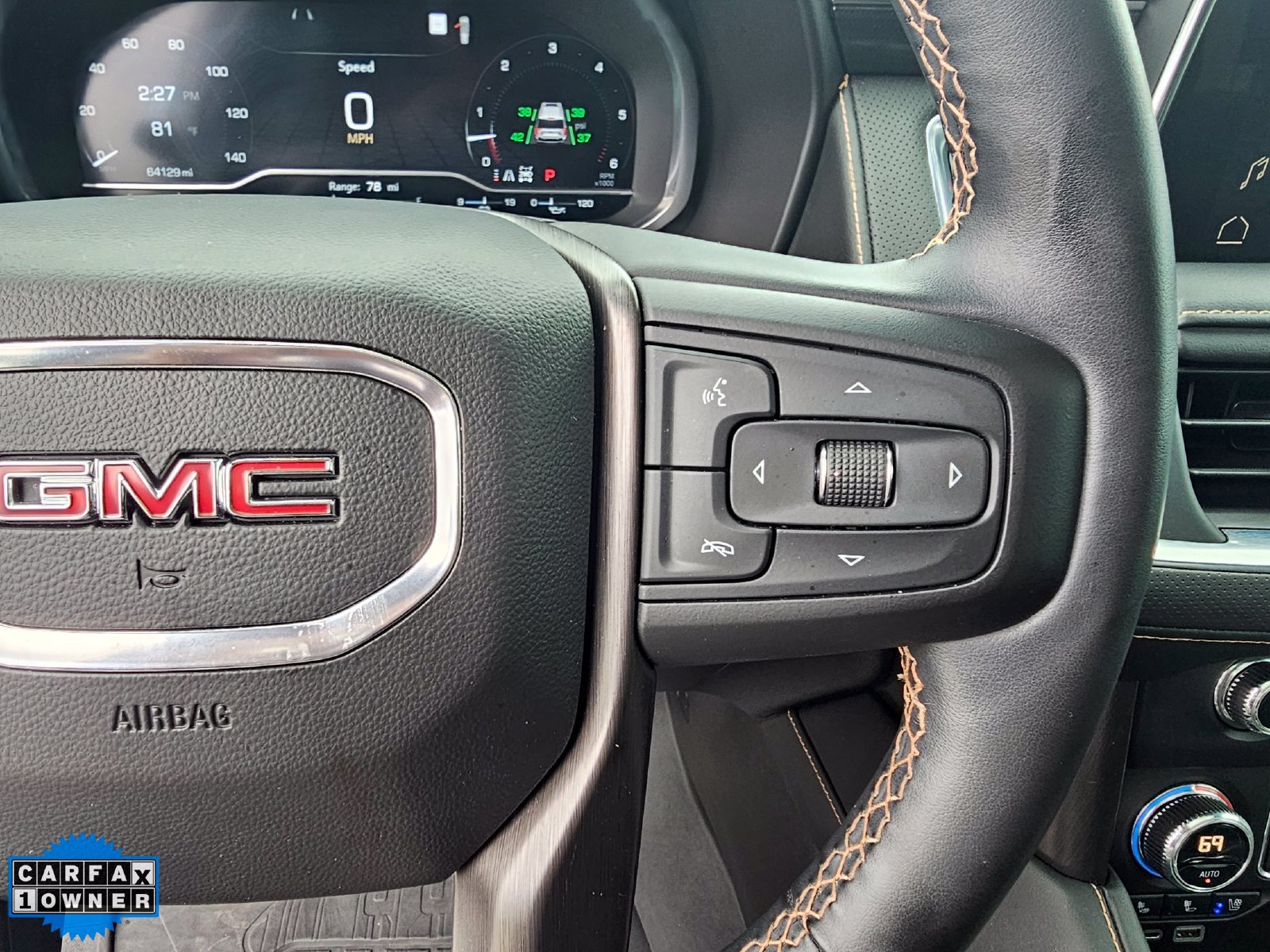 Used 2023 GMC Yukon XL AT4 w/ AT4 Premium Plus Package AWD/4WD image 21