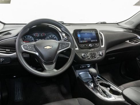 Used 2024 Chevrolet Malibu LT FWD image 7
