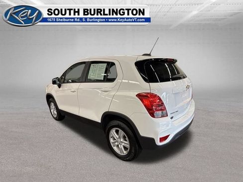 Used 2018 Chevrolet Trax LS AWD/4WD image 4