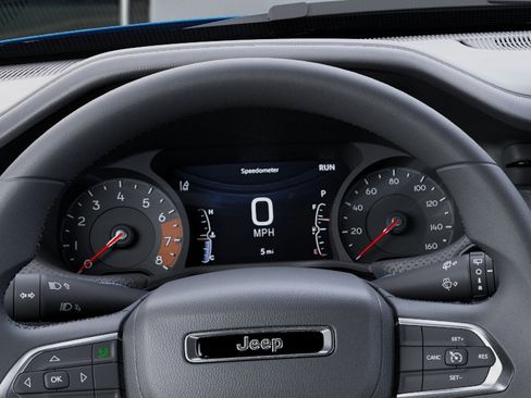 New 2026 Jeep Compass Latitude AWD/4WD image 17