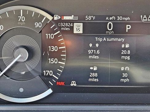 Used 2023 Land Rover Range Rover Velar R-Dynamic S image 15