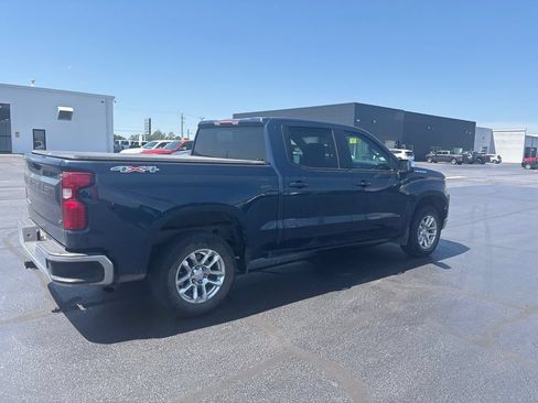 Used 2023 Chevrolet Silverado 1500 LT AWD/4WD image 10