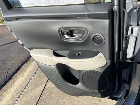 New 2026 Honda HR-V EX-L image 47