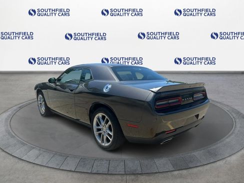 Used 2022 Dodge Challenger GT AWD/4WD image 4