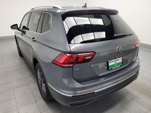 Used 2022 Volkswagen Tiguan SE FWD image 6