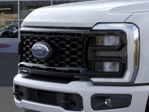 New 2026 Ford F250 XL w/ STX Appearance Package AWD/4WD image 18
