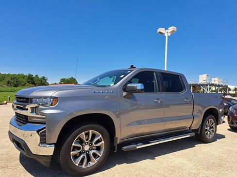 Used 2021 Chevrolet Silverado 1500 LT w/ Convenience Package II RWD image 1