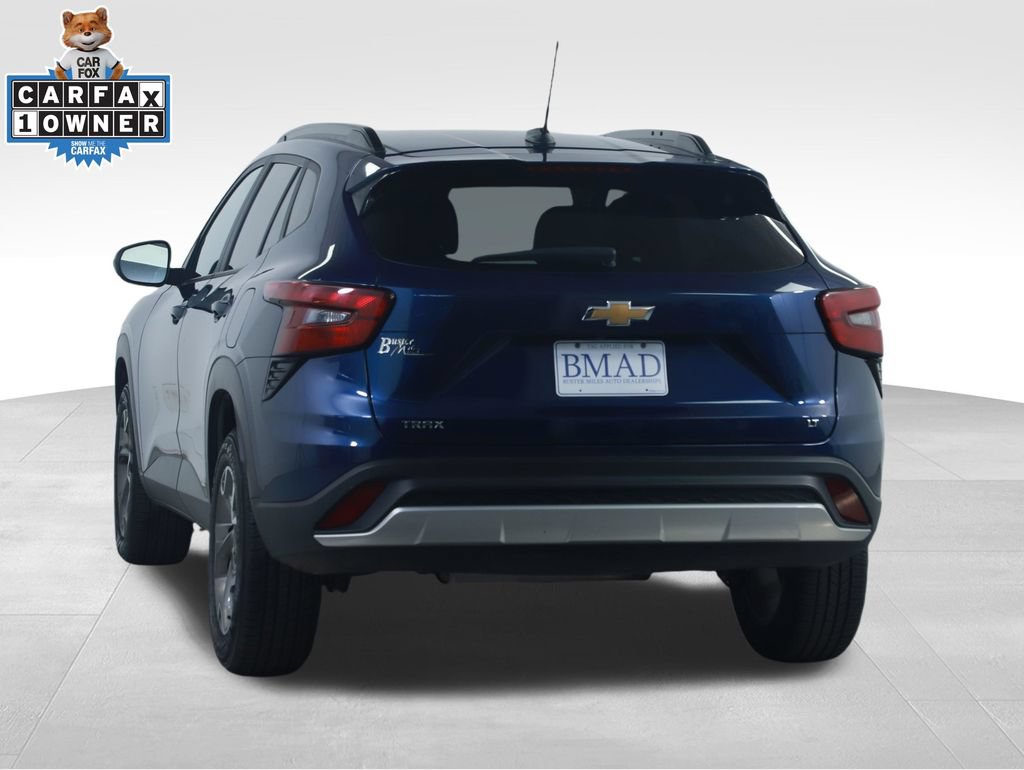 Used 2024 Chevrolet Trax LT FWD image 10